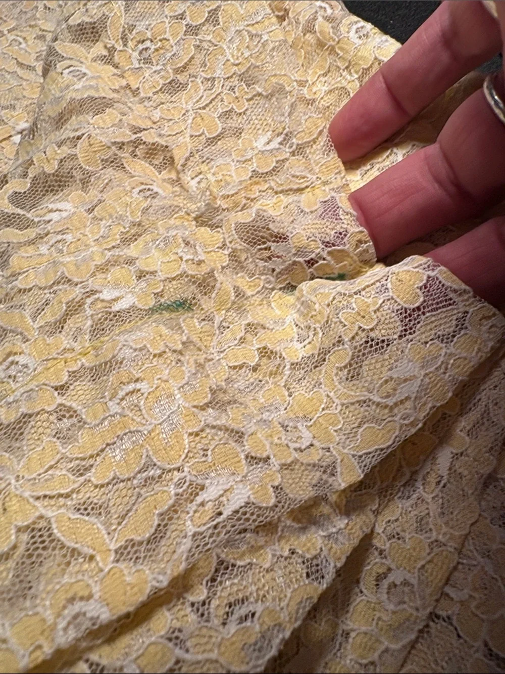 Vintage 2 pieces Yellow fades to beige Floral Lace curtain Panel 32 x 90 RR